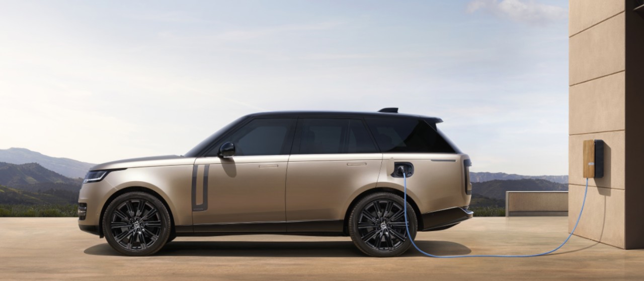 Range rover P400e